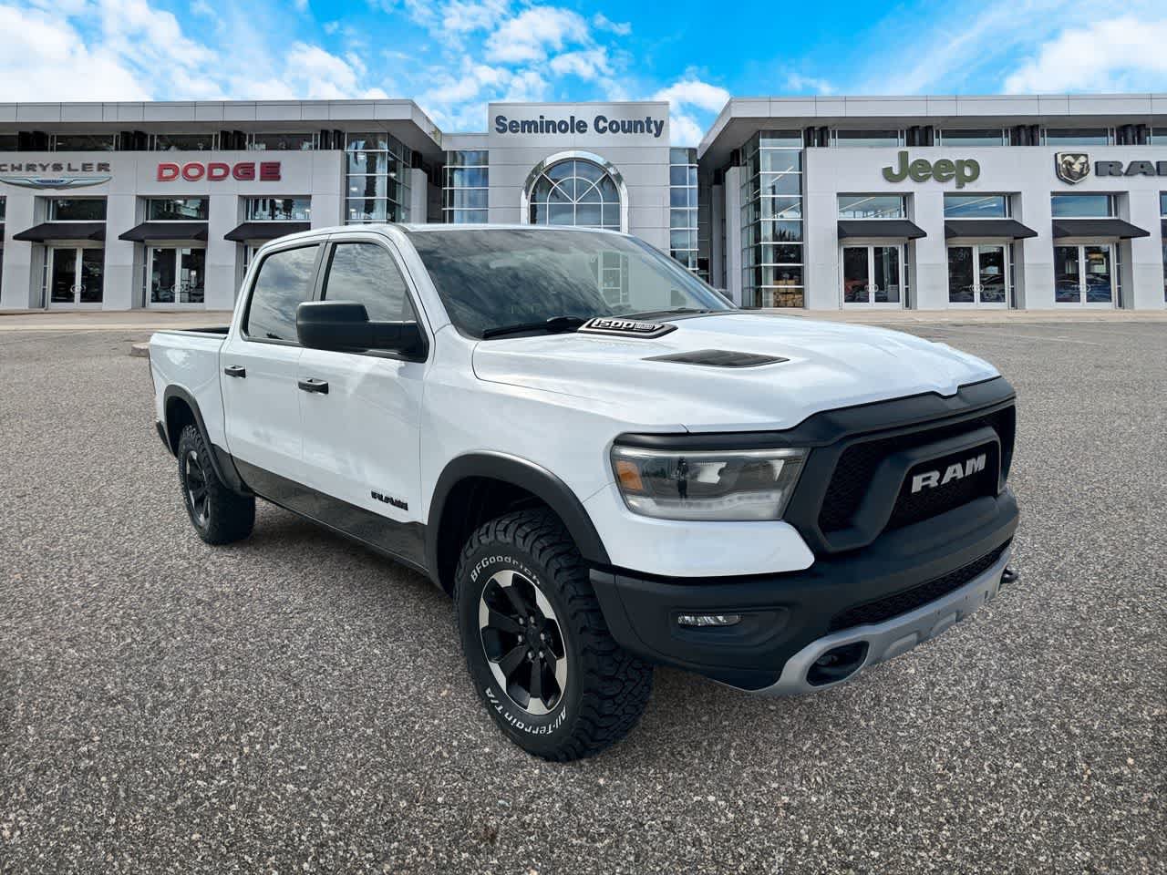 Used 2024 RAM 1500 Rebel AWD/4WD image 2