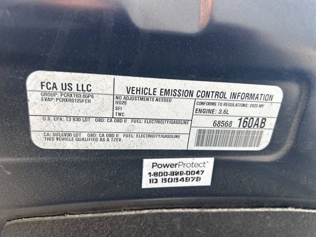 Used 2023 Chrysler Pacifica Limited FWD image 10