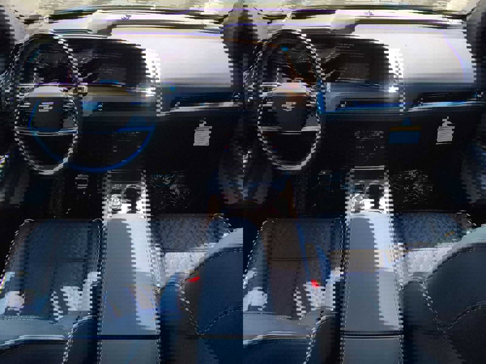 New 2026 Cadillac Vistiq Premium Luxury image 13