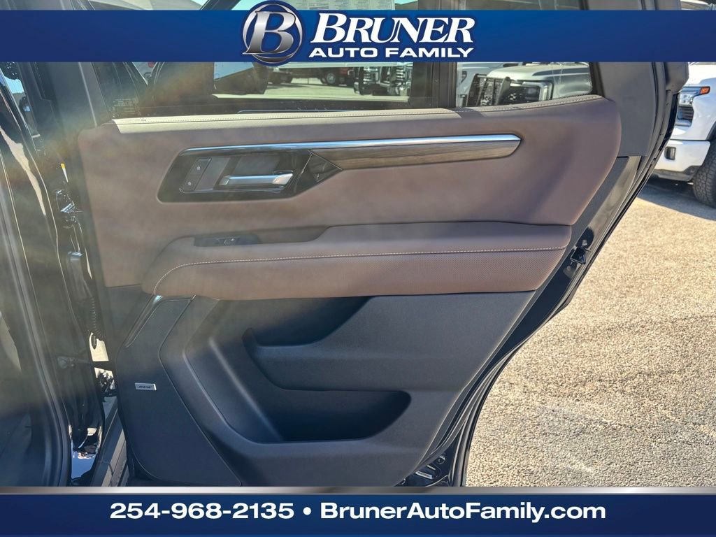 New 2026 Chevrolet Tahoe High Country image 17