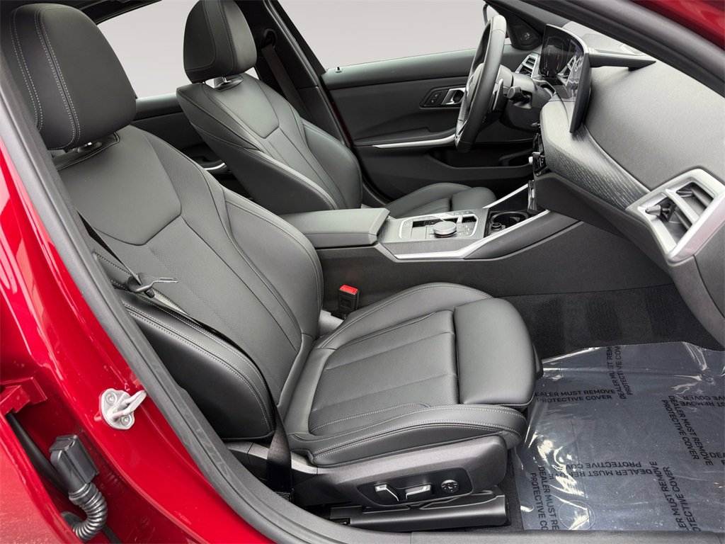 Certified 2025 BMW 330i xDrive Sedan w/ M Sport Package image 15