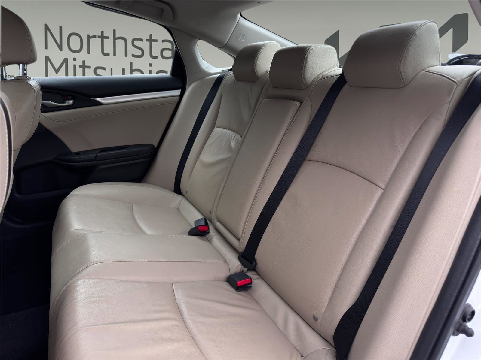 Used 2016 Honda Civic Touring image 17