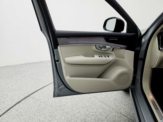New 2026 Volvo XC90 T8 Ultra w/ Lounge Package AWD/4WD image 27
