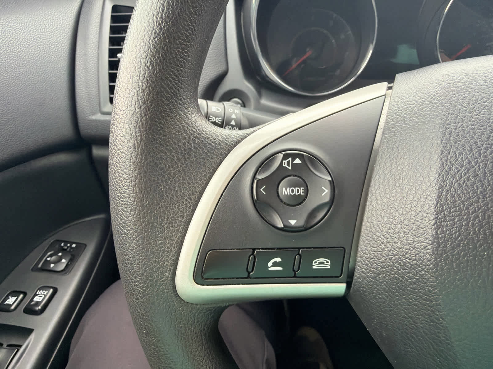 Used 2024 Mitsubishi Outlander Sport ES image 20