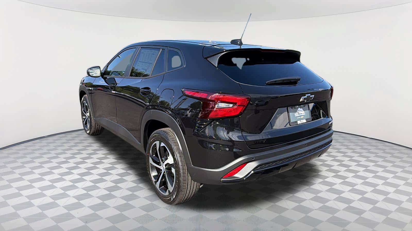 New 2026 Chevrolet Trax RS w/ Sunroof Package FWD image 7