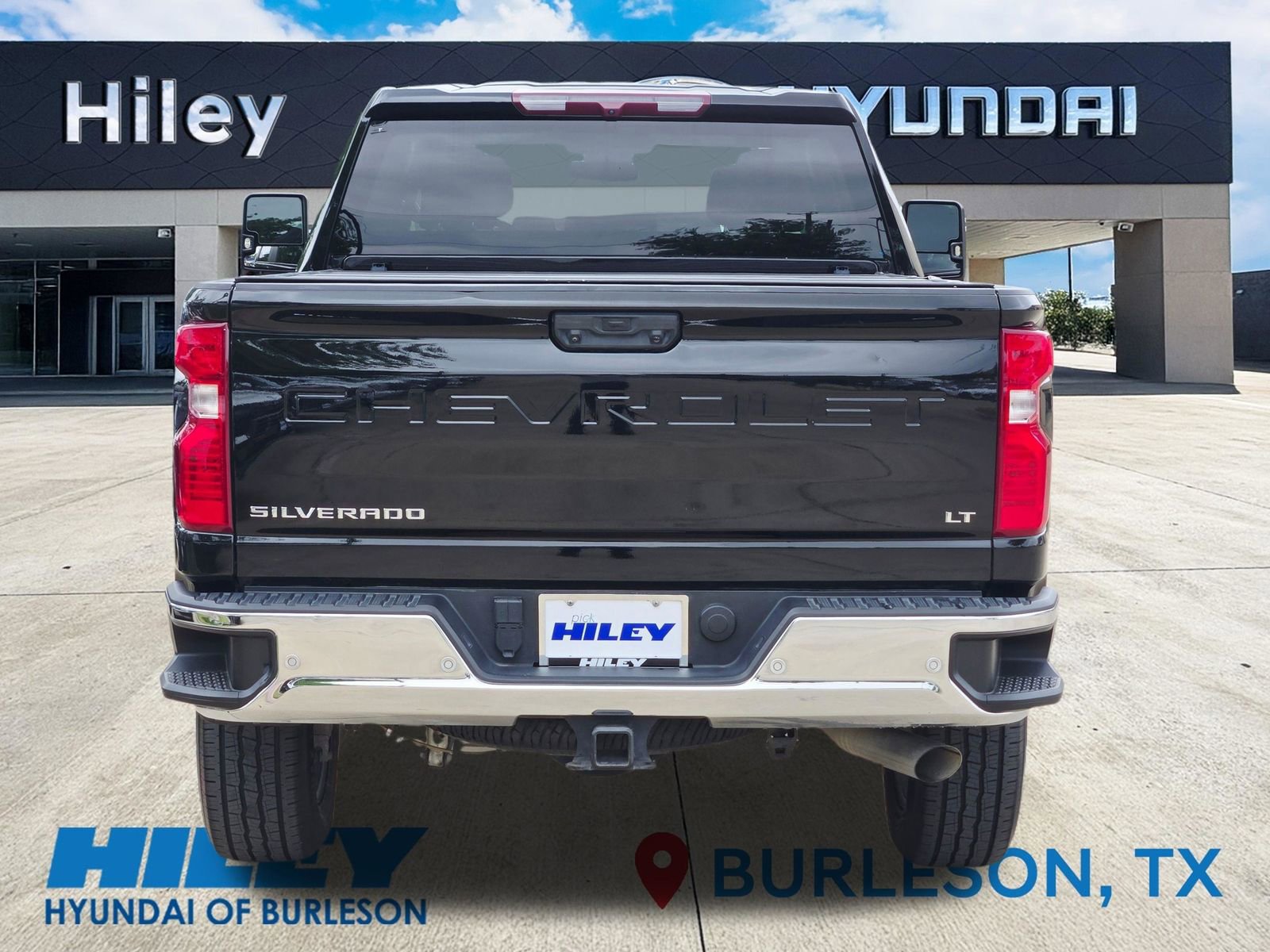 Used 2024 Chevrolet Silverado 2500 LT w/ Texas Edition AWD/4WD image 5