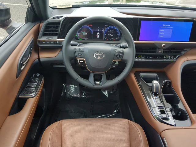 Certified 2026 Toyota Crown Signia AWD/4WD image 16