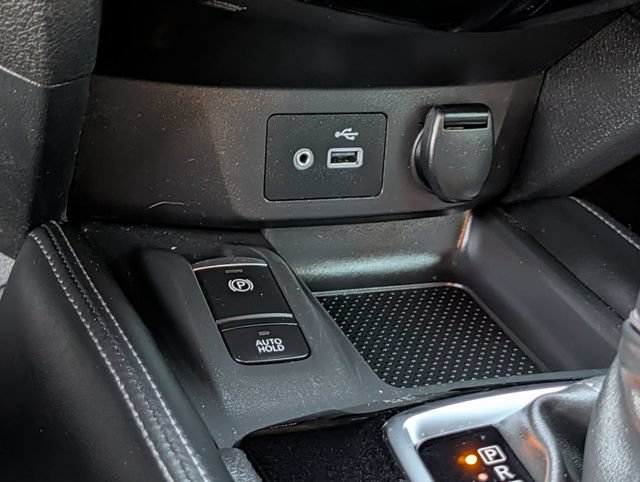 Used 2020 Nissan Rogue SL FWD image 16