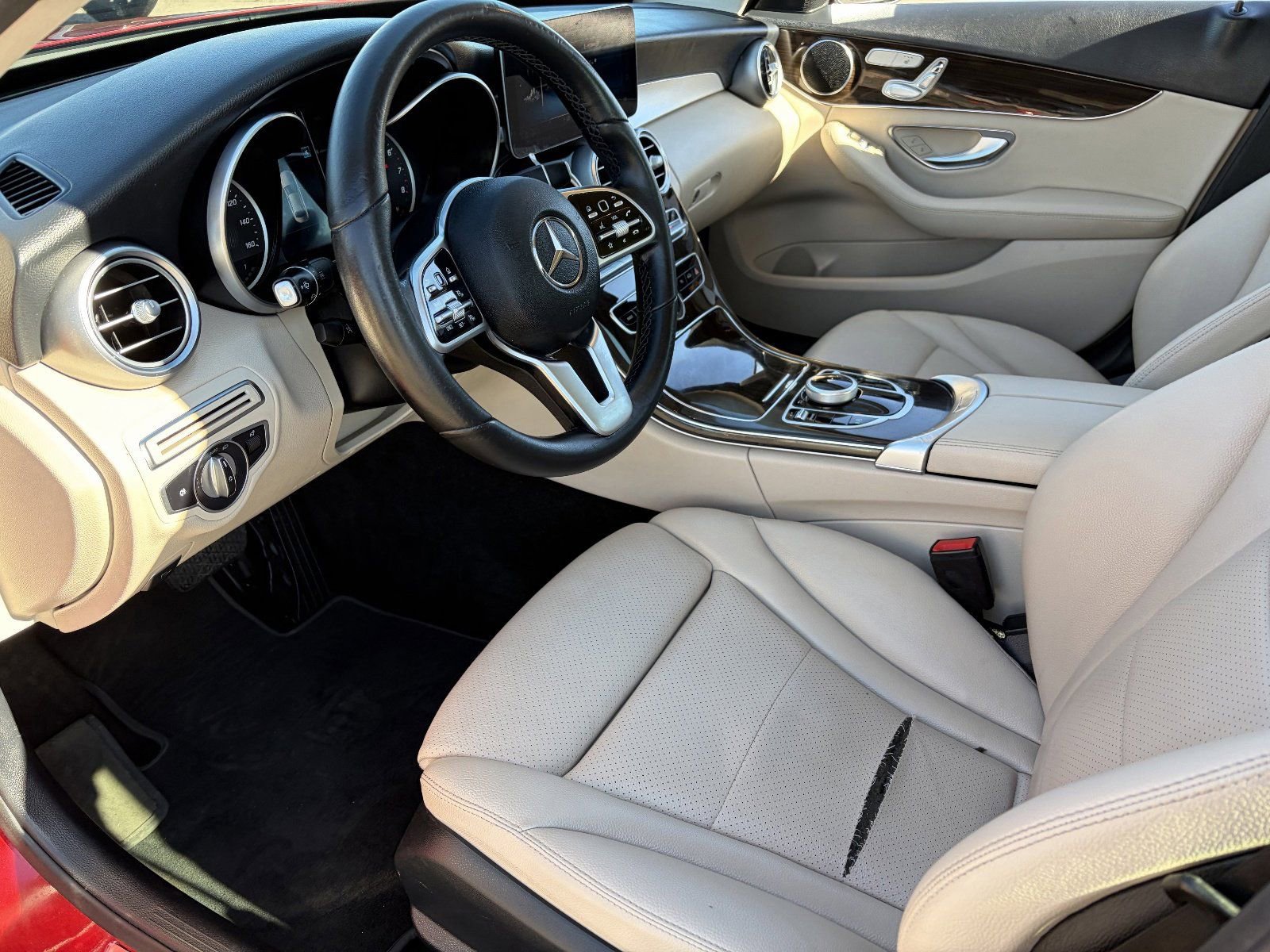 Used 2019 Mercedes-Benz C 300 Sedan image 19