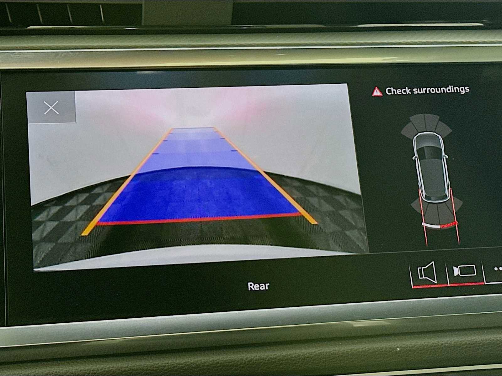 Certified 2024 Audi Q3 2.0T Premium w/ Convenience Package image 14