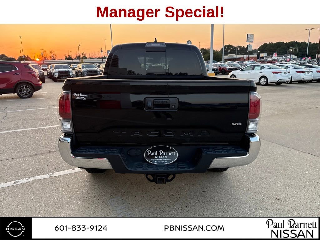 Used 2022 Toyota Tacoma TRD Off-Road image 13