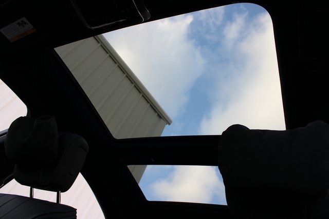 Used 2023 Mercedes-Benz S 500 4MATIC w/ AMG Line image 20