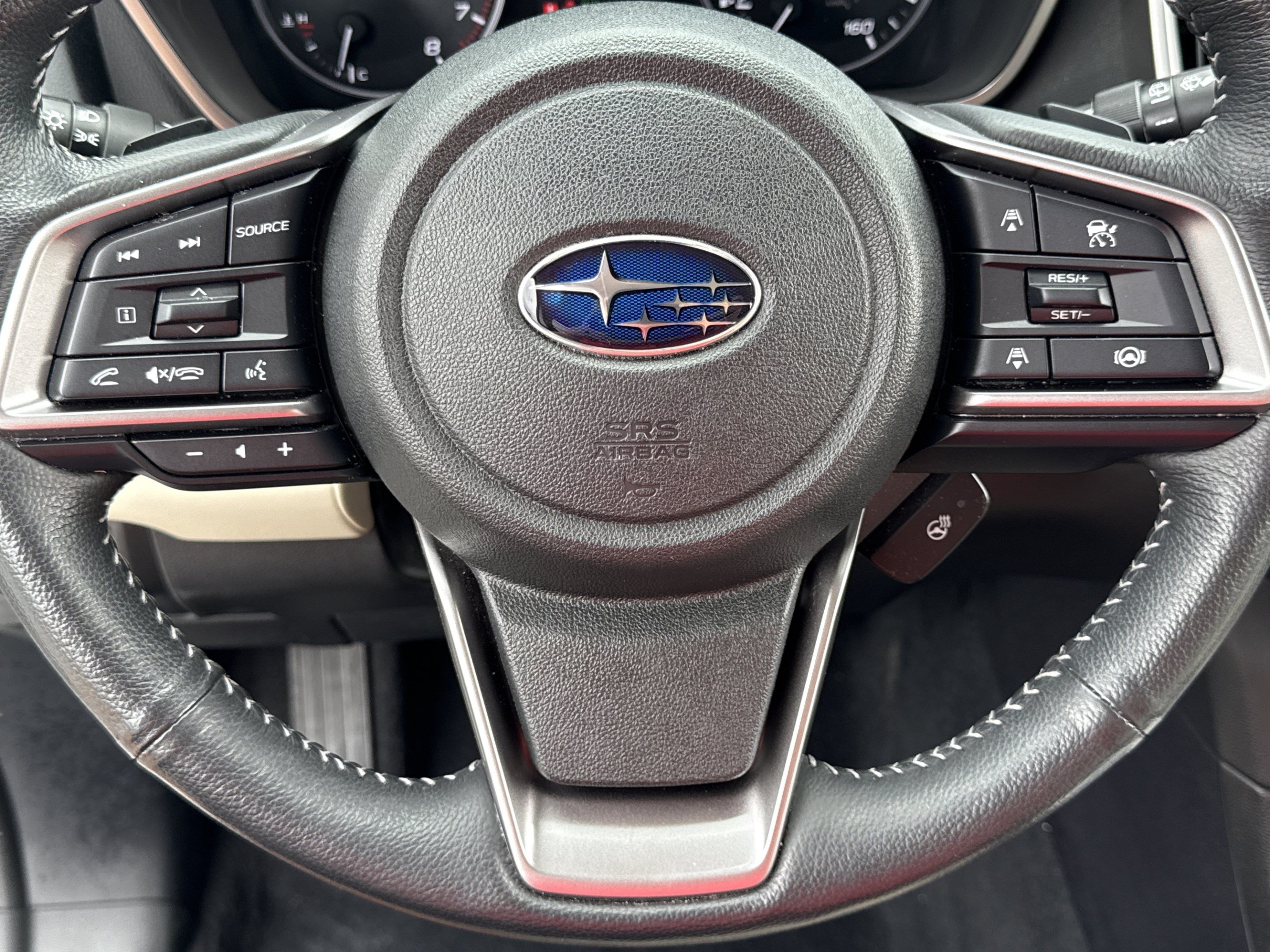 Used 2023 Subaru Ascent Limited w/ Technology Package AWD/4WD image 19