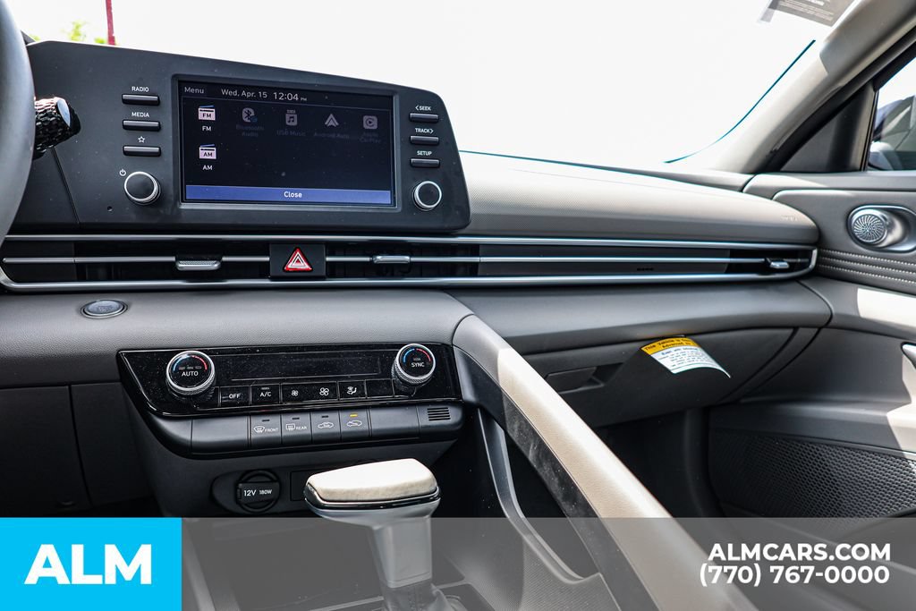 Used 2025 Hyundai Elantra Sport FWD image 38