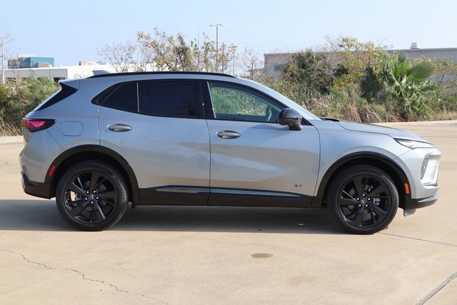 New 2025 Buick Envision Sport Touring image 8