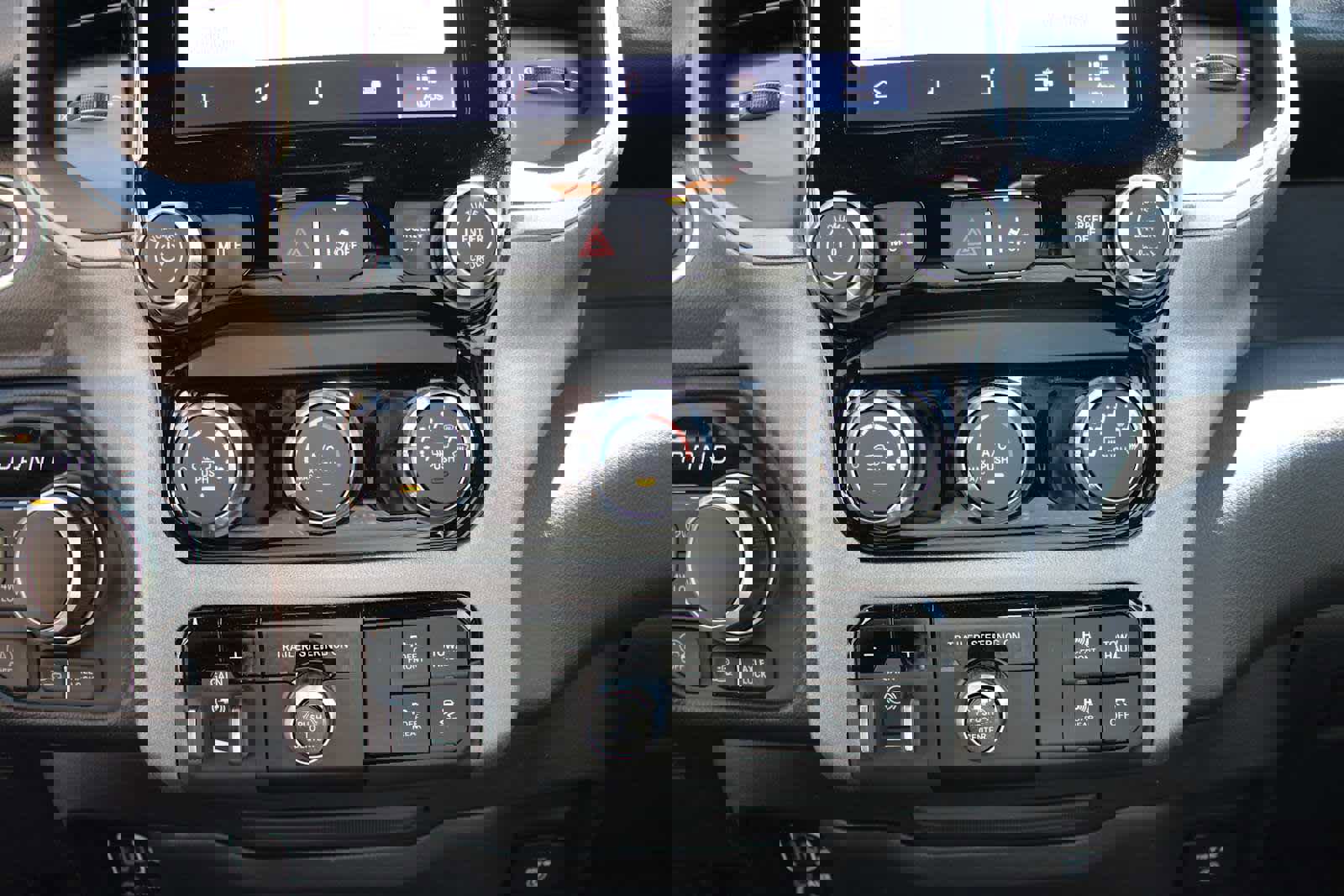 New 2025 RAM 1500 Tradesman w/ Off Road Group image 34