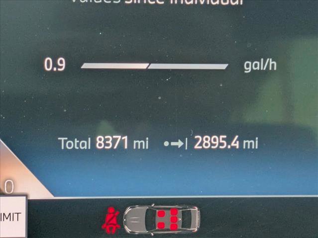 Certified 2025 BMW 530i image 11