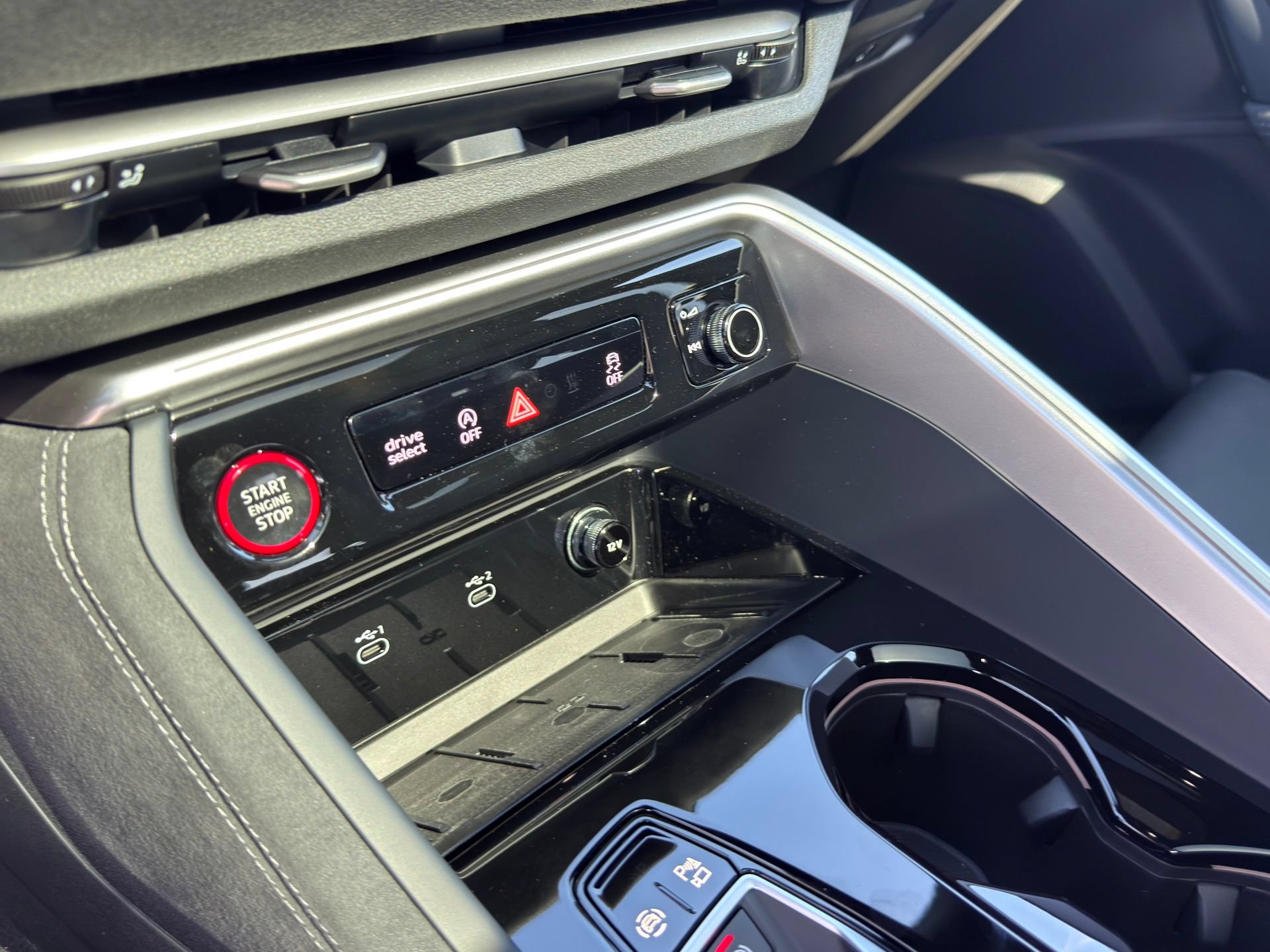New 2026 Audi SQ5 Premium AWD/4WD image 19