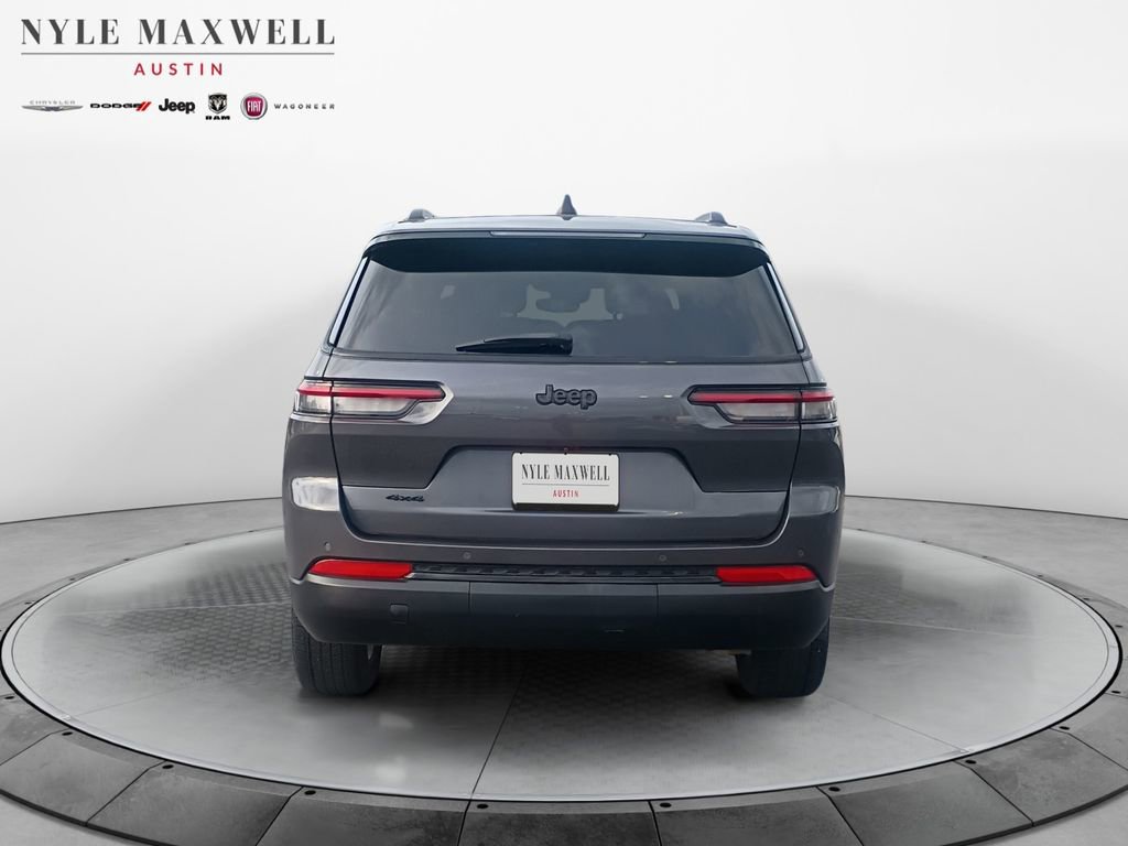 Used 2023 Jeep Grand Cherokee L Laredo AWD/4WD image 15