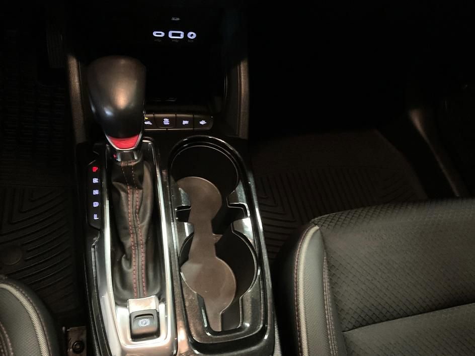 Used 2022 Chevrolet TrailBlazer RS w/ Sun and Liftgate Package image 22