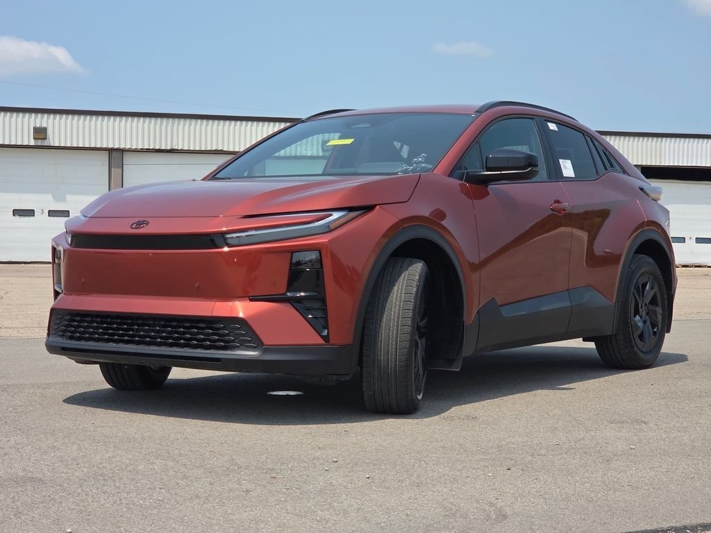 New 2026 Toyota C-HR AWD/4WD image 18