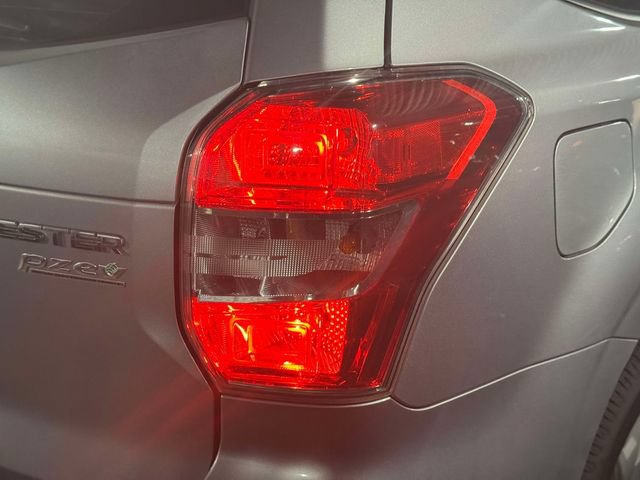 Used 2016 Subaru Forester 2.5i w/ Alloy Wheel Package AWD/4WD image 13