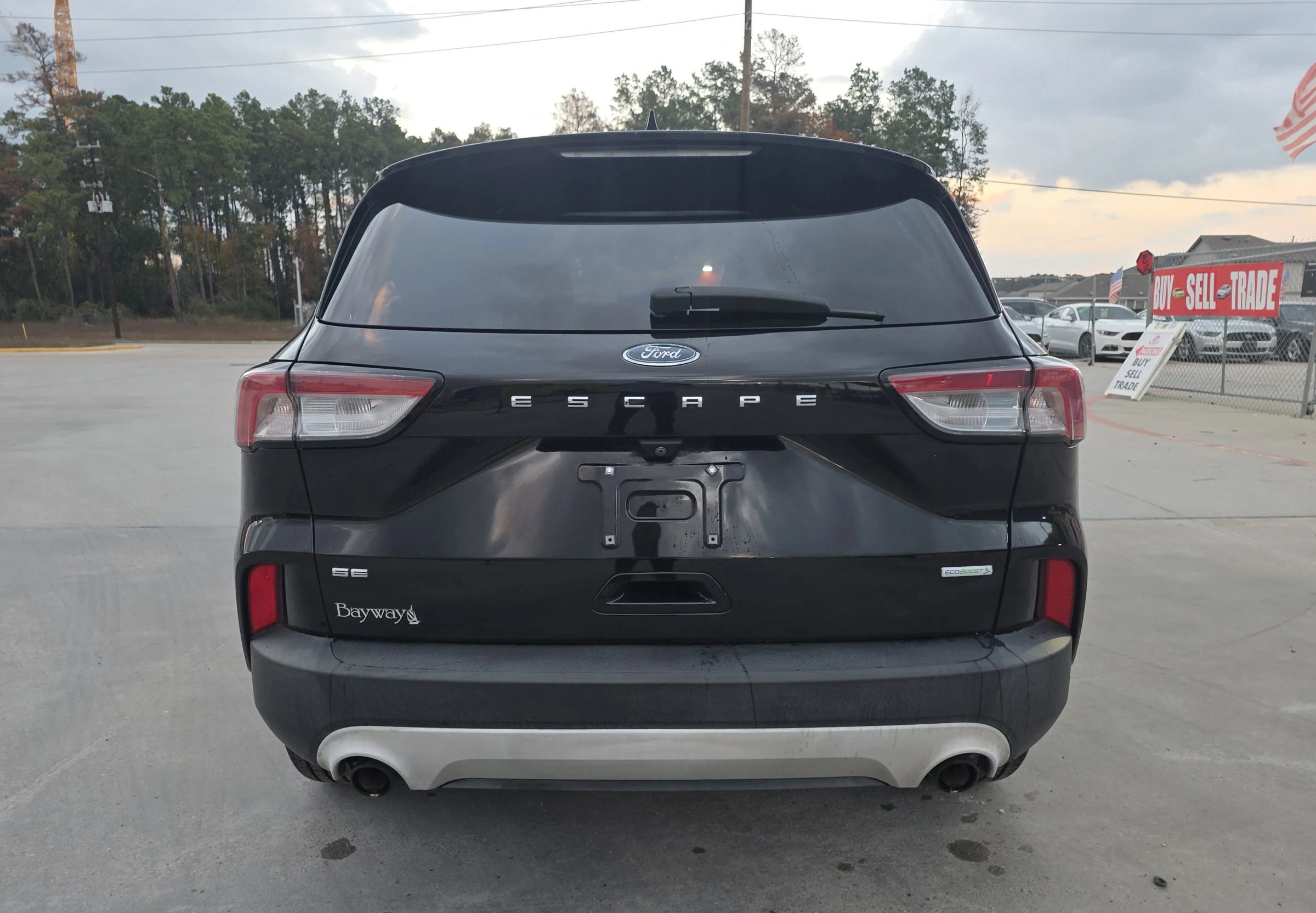 Used 2020 Ford Escape SE image 15