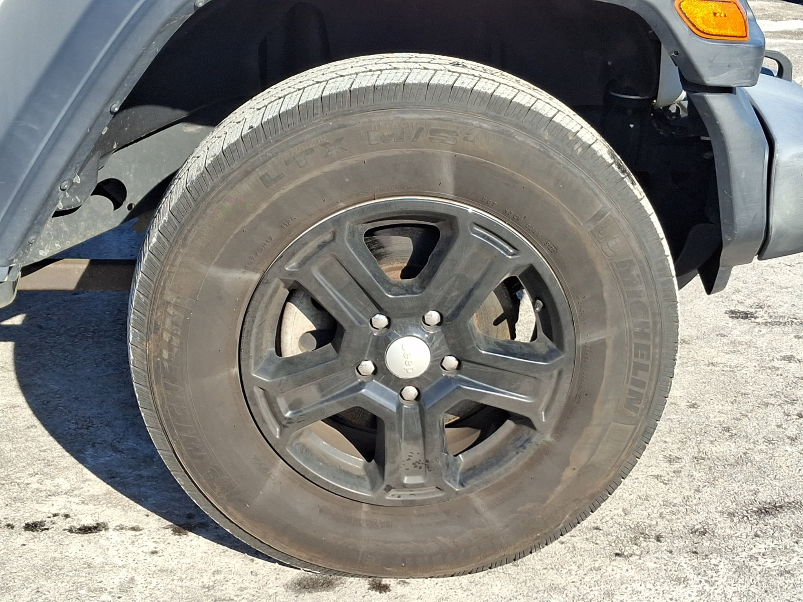 Used 2018 Jeep Wrangler Unlimited Sport S image 8