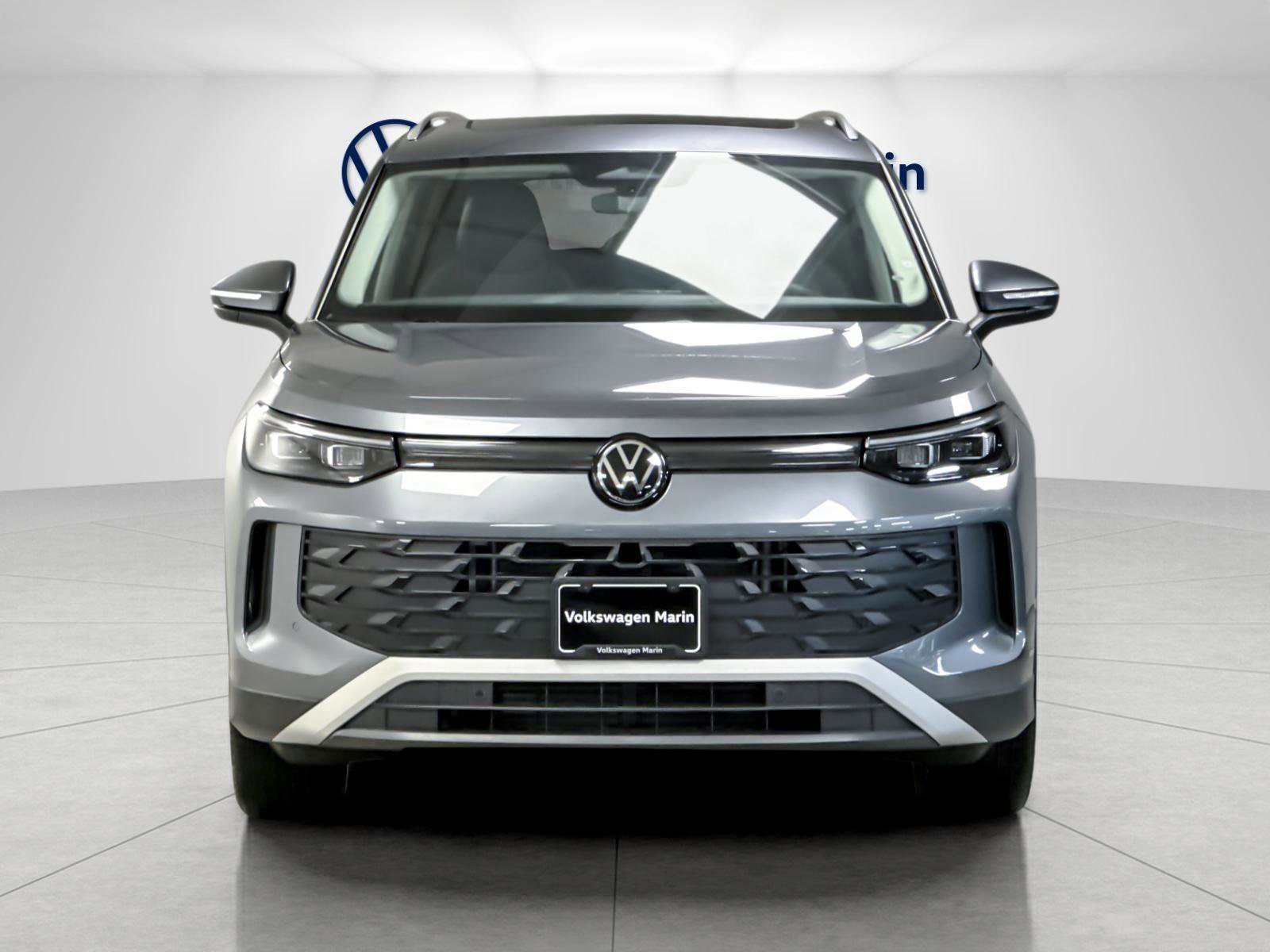 New 2026 Volkswagen Tiguan SE image 8