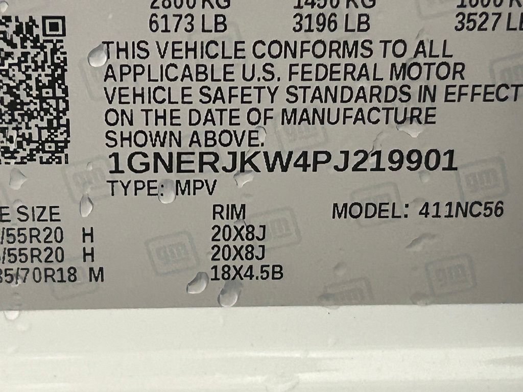 Used 2023 Chevrolet Traverse RS FWD image 44
