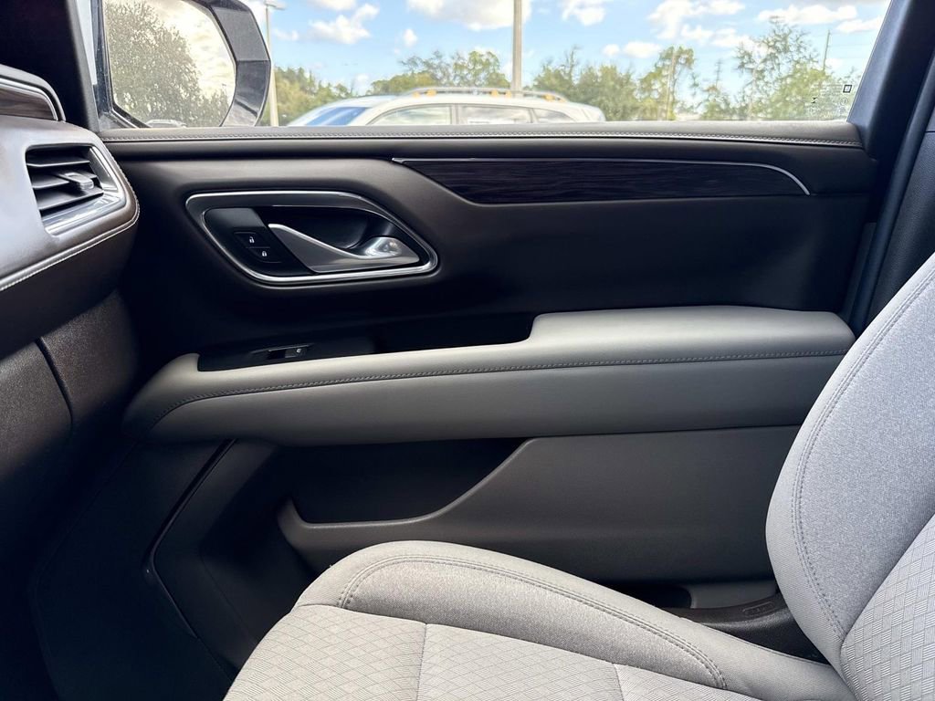 Used 2023 Chevrolet Tahoe LS image 28