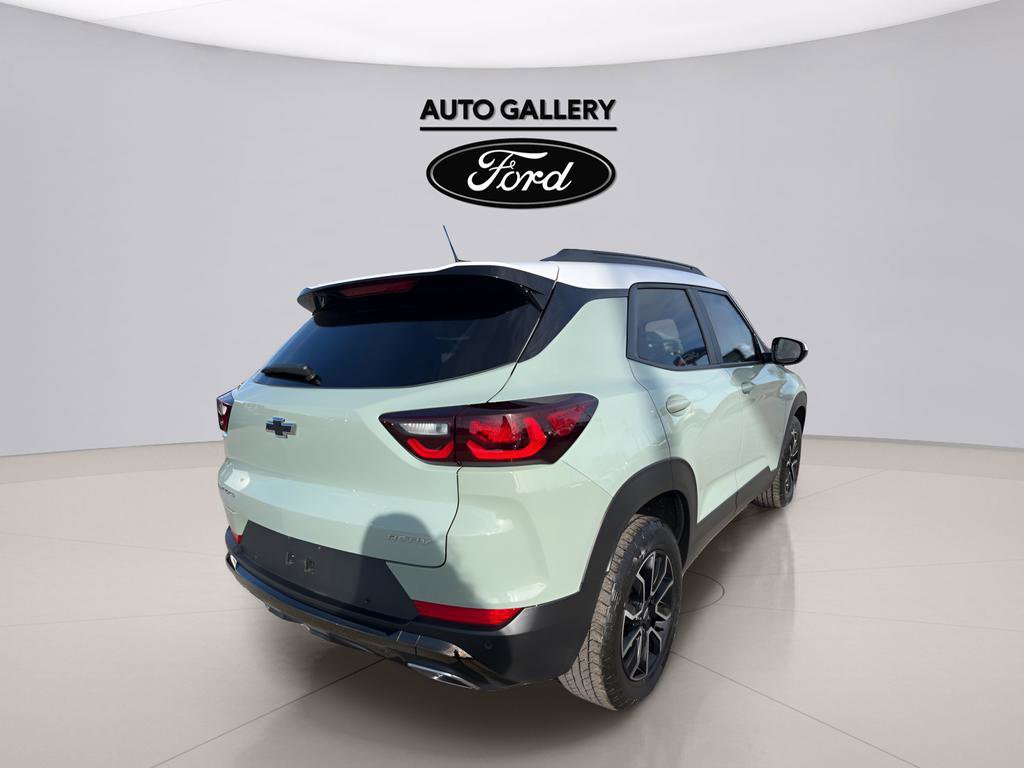 Used 2025 Chevrolet TrailBlazer ACTIV w/ Driver Confidence Package FWD image 5
