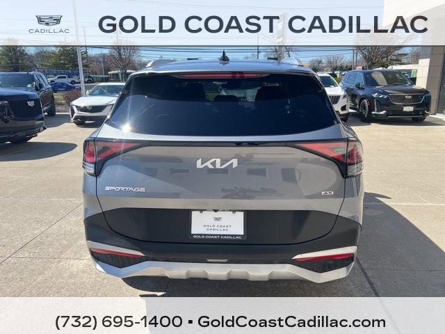 Used 2023 Kia Sportage EX image 3