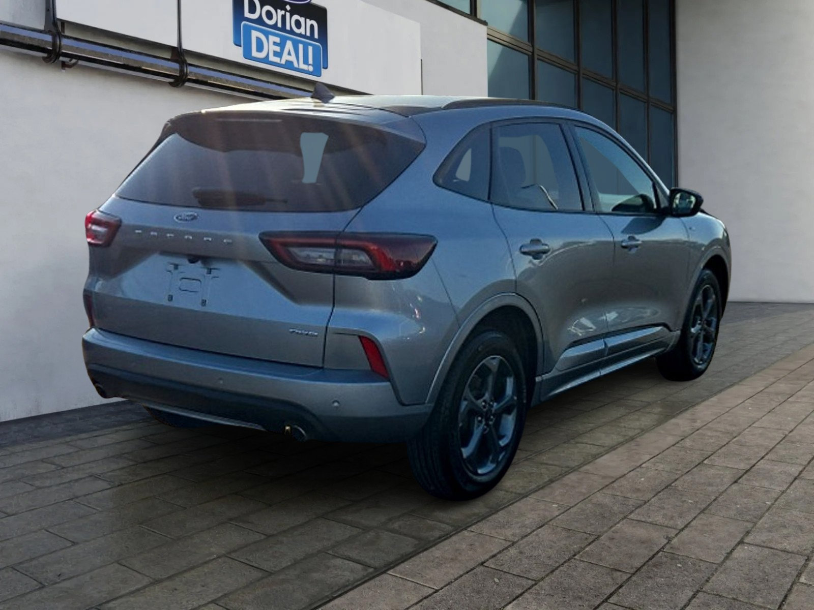 Certified 2023 Ford Escape ST-Line w/ Tech Pack #1 AWD/4WD image 3