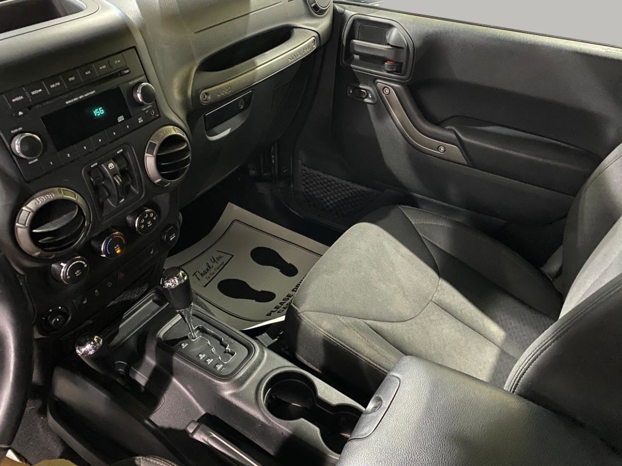 Used 2018 Jeep Wrangler Unlimited Sport S image 13