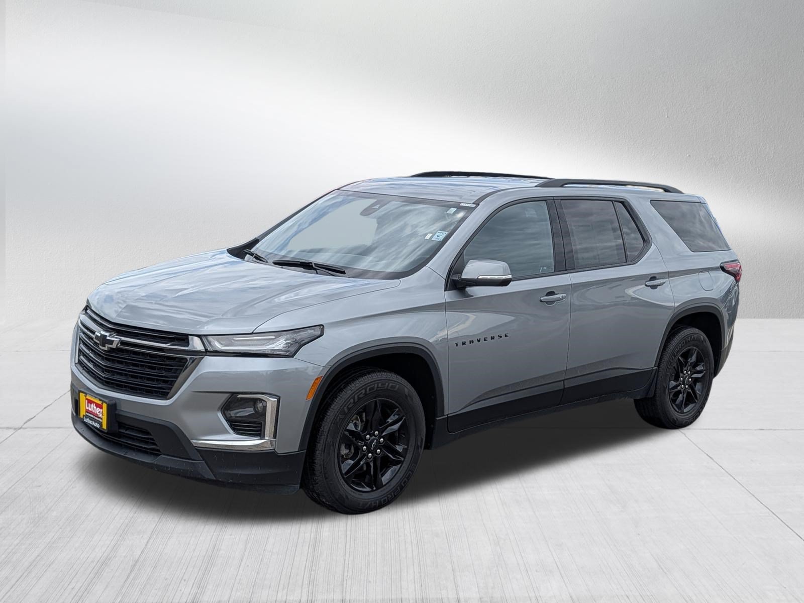 Used 2023 Chevrolet Traverse LT w/ Midnight/Sport Edition AWD/4WD image 3