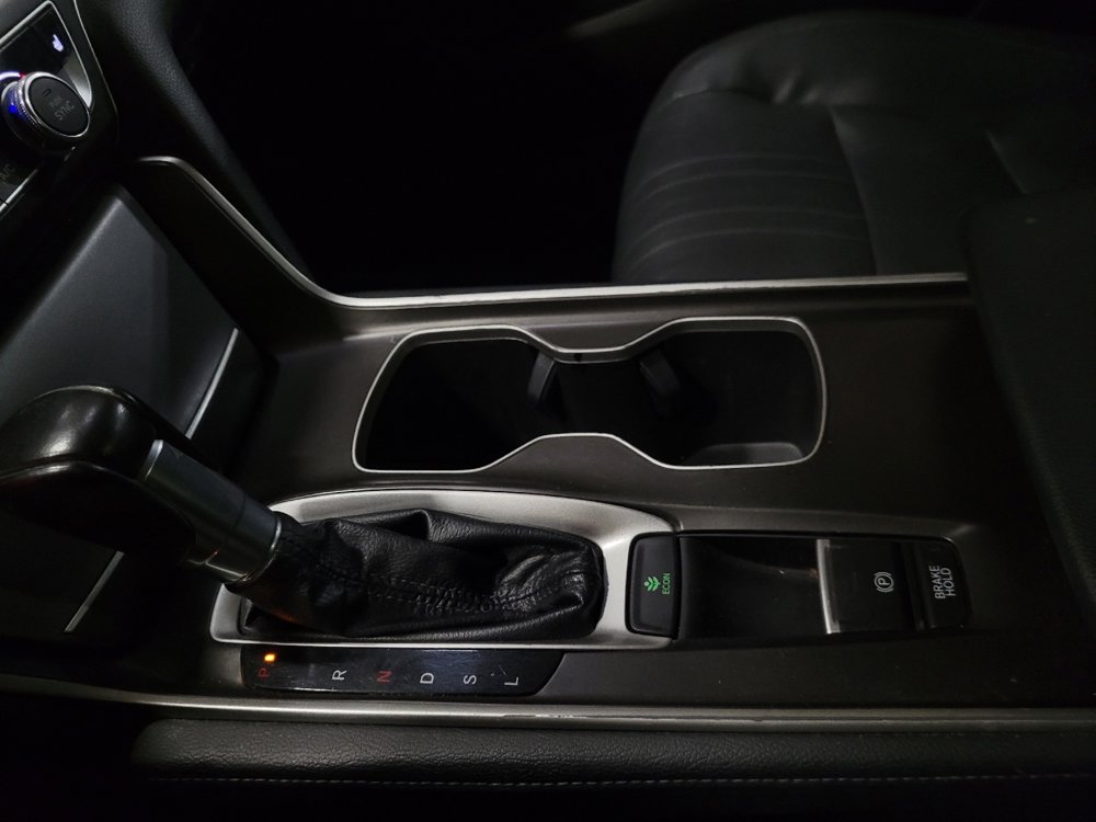 Used 2018 Honda Accord EX-L image 26