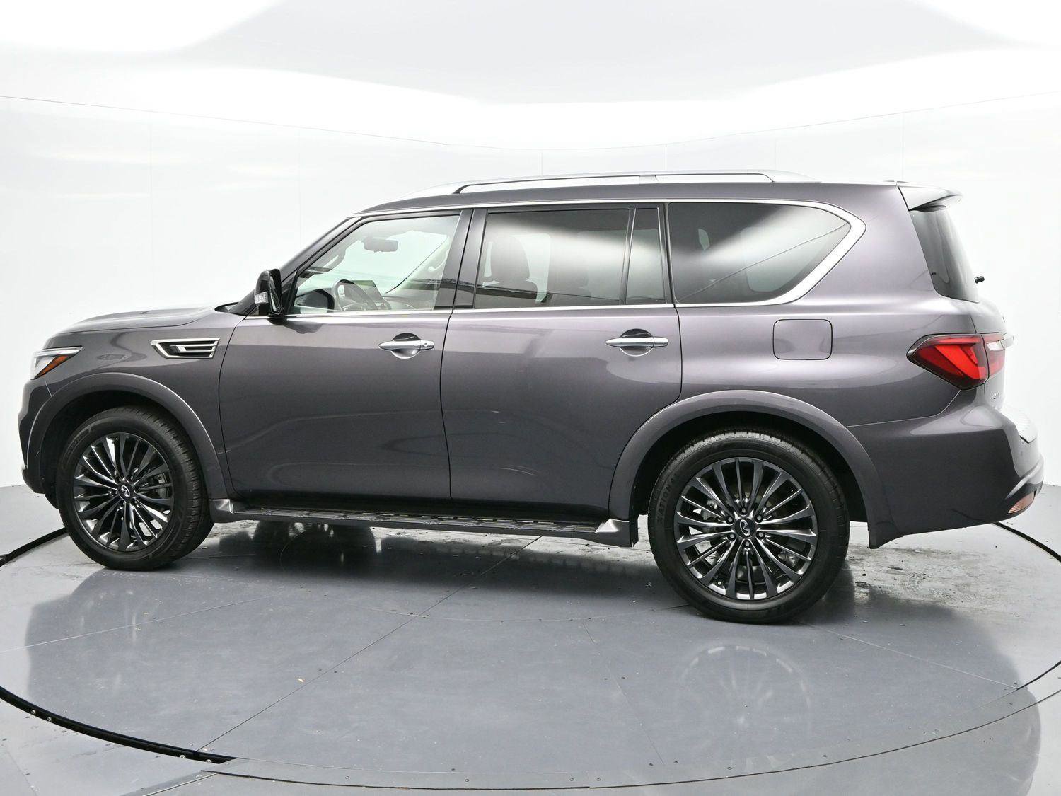 Used 2022 INFINITI QX80 Premium Select w/ Cargo Package image 4