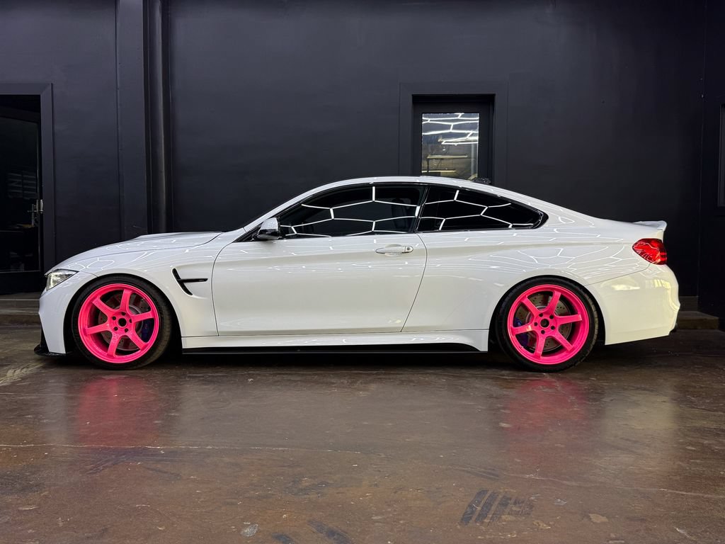 Used 2017 BMW M4 Coupe RWD image 5