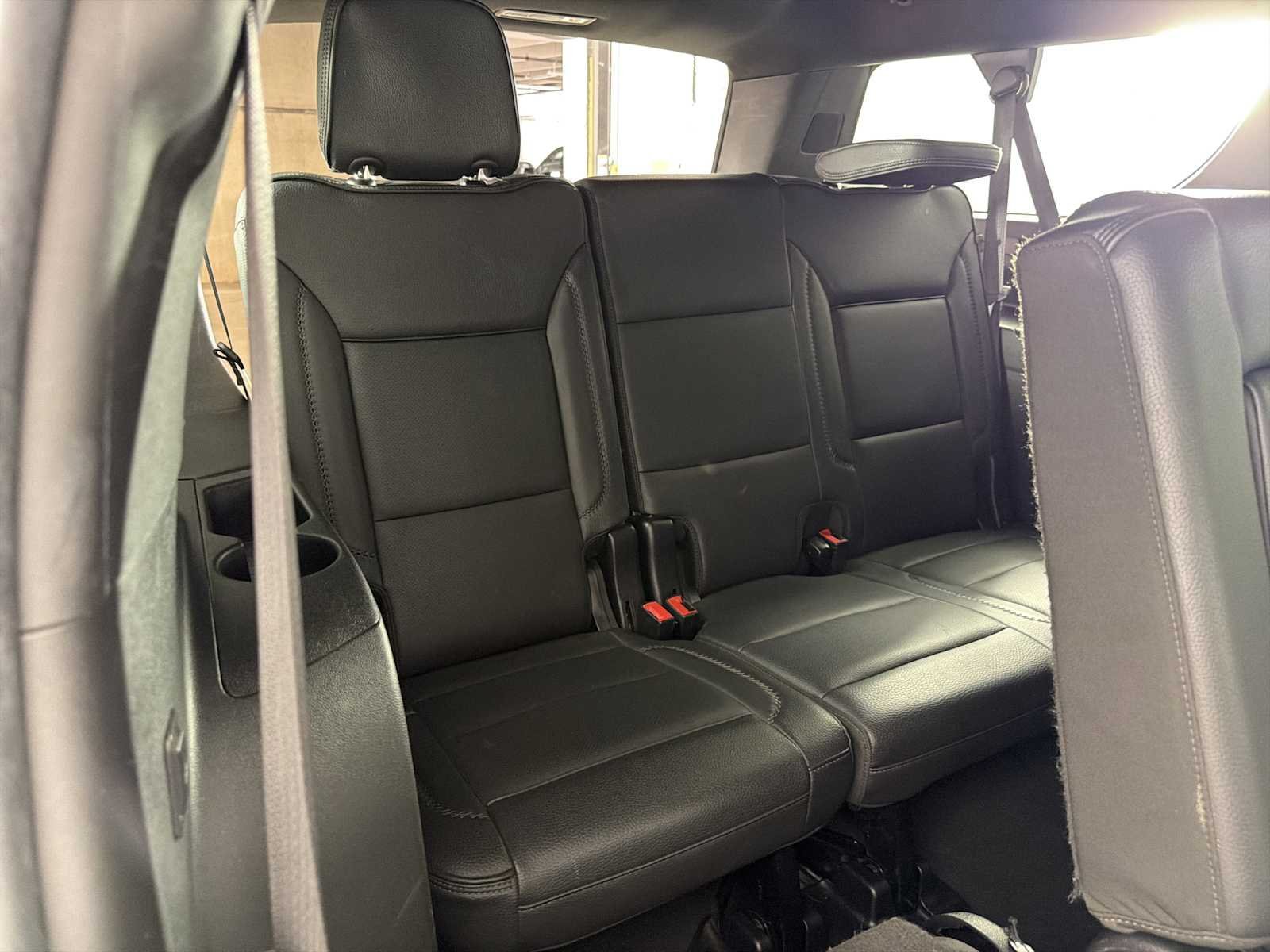 Used 2024 GMC Yukon XL Denali RWD image 13