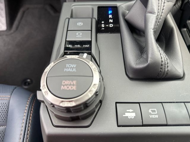 New 2026 Toyota 4Runner 4WD image 19