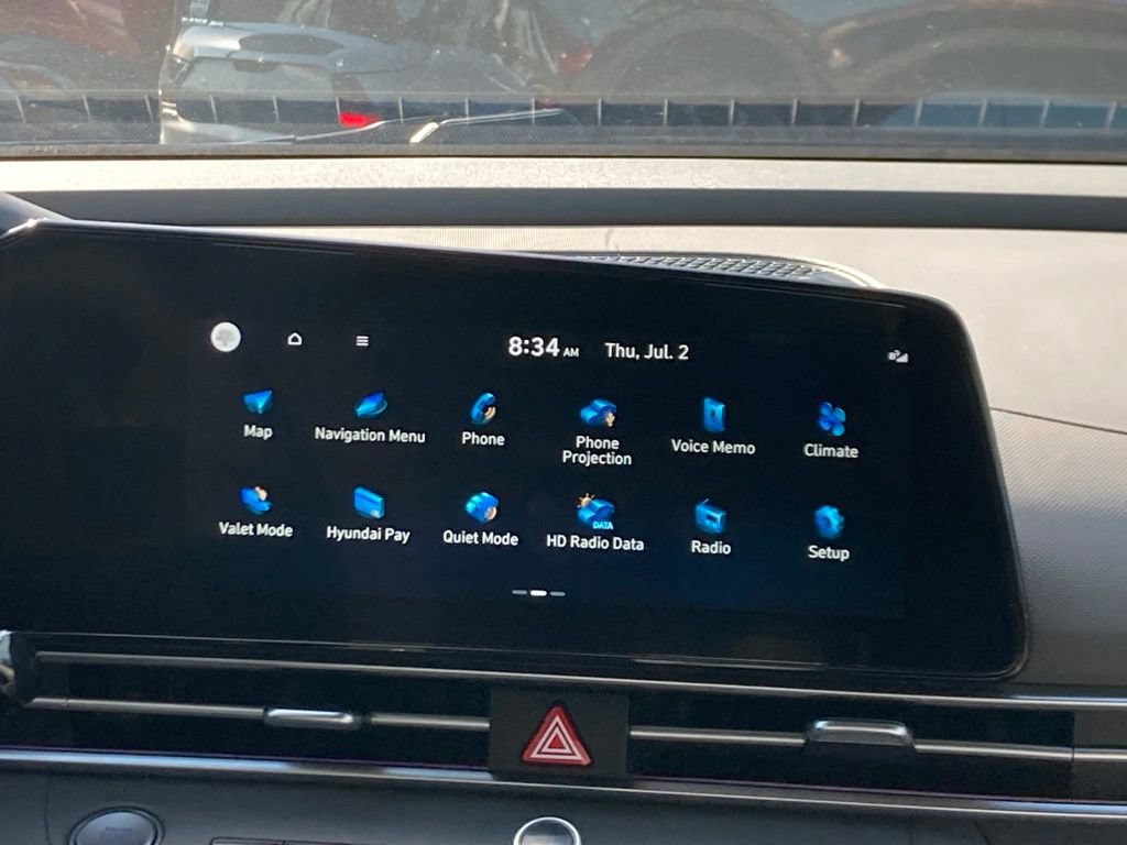 Used 2024 Hyundai Elantra SEL FWD image 11