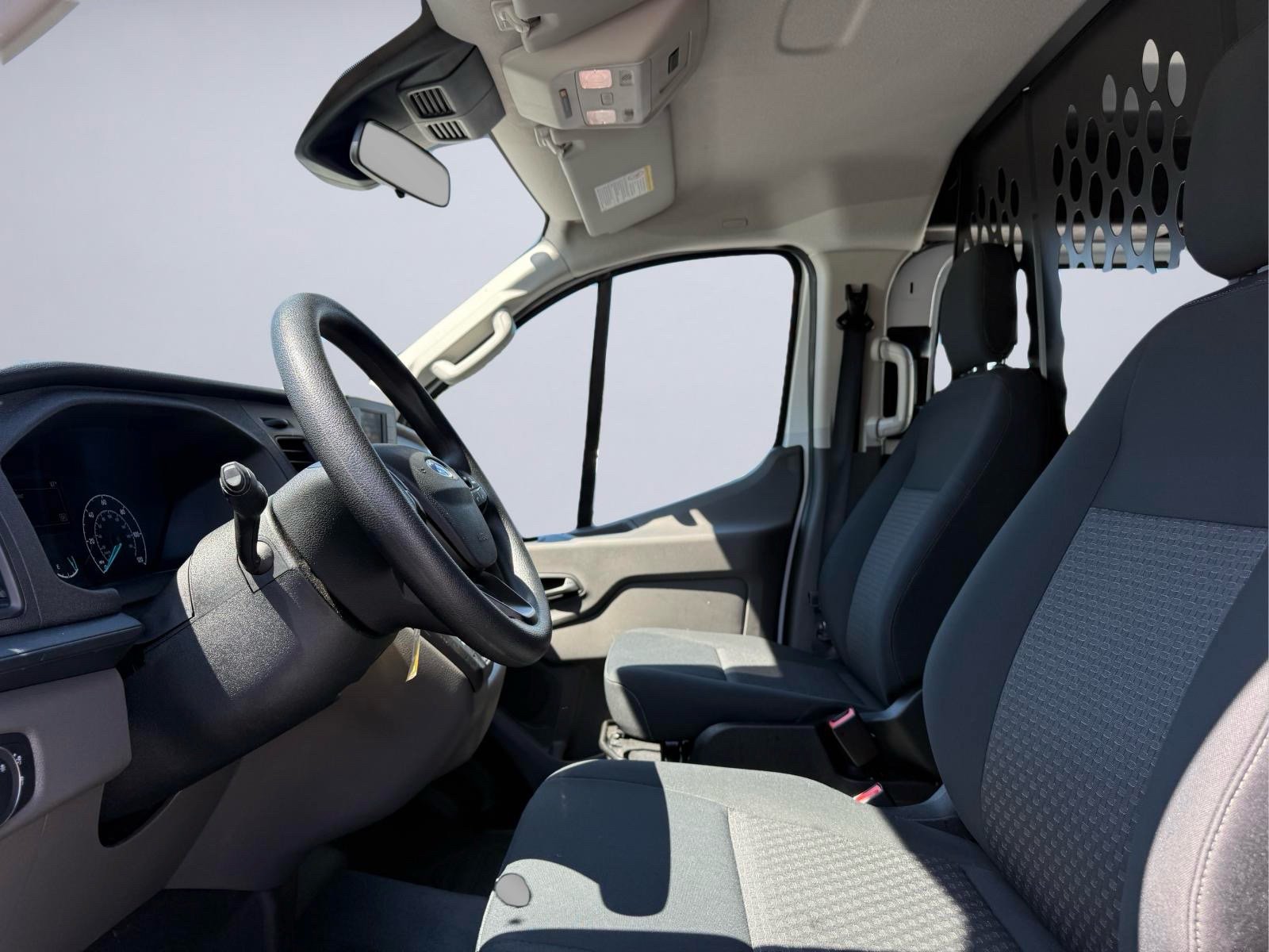 Used 2025 Ford Transit 250 Low Roof w/ Exterior Upgrade Package RWD image 19