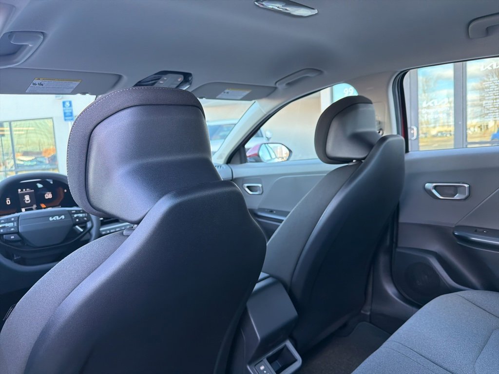New 2025 Kia K4 LXS image 22