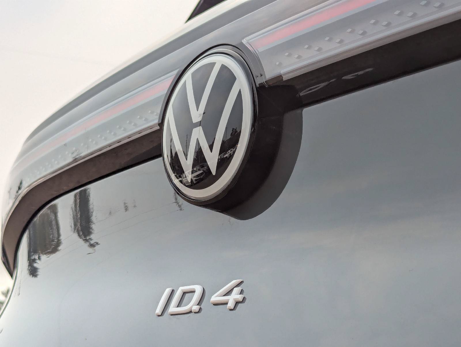 Certified 2024 Volkswagen ID.4 Pro S AWD/4WD image 33