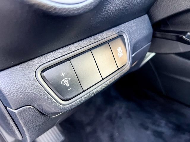 Certified 2022 Kia Forte LXS image 44