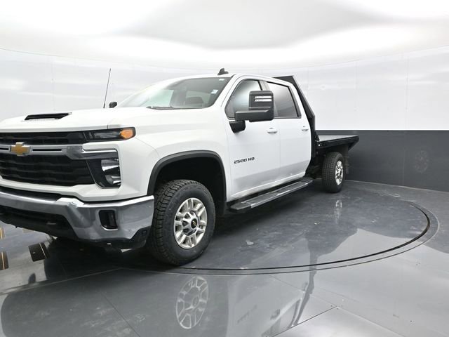Used 2024 Chevrolet Silverado 2500 LT w/ Convenience Package image 3