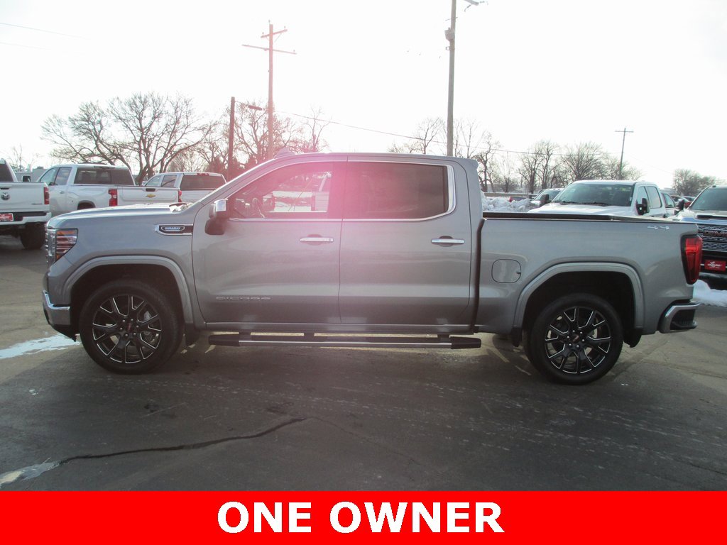 Certified 2024 GMC Sierra 1500 SLT image 9