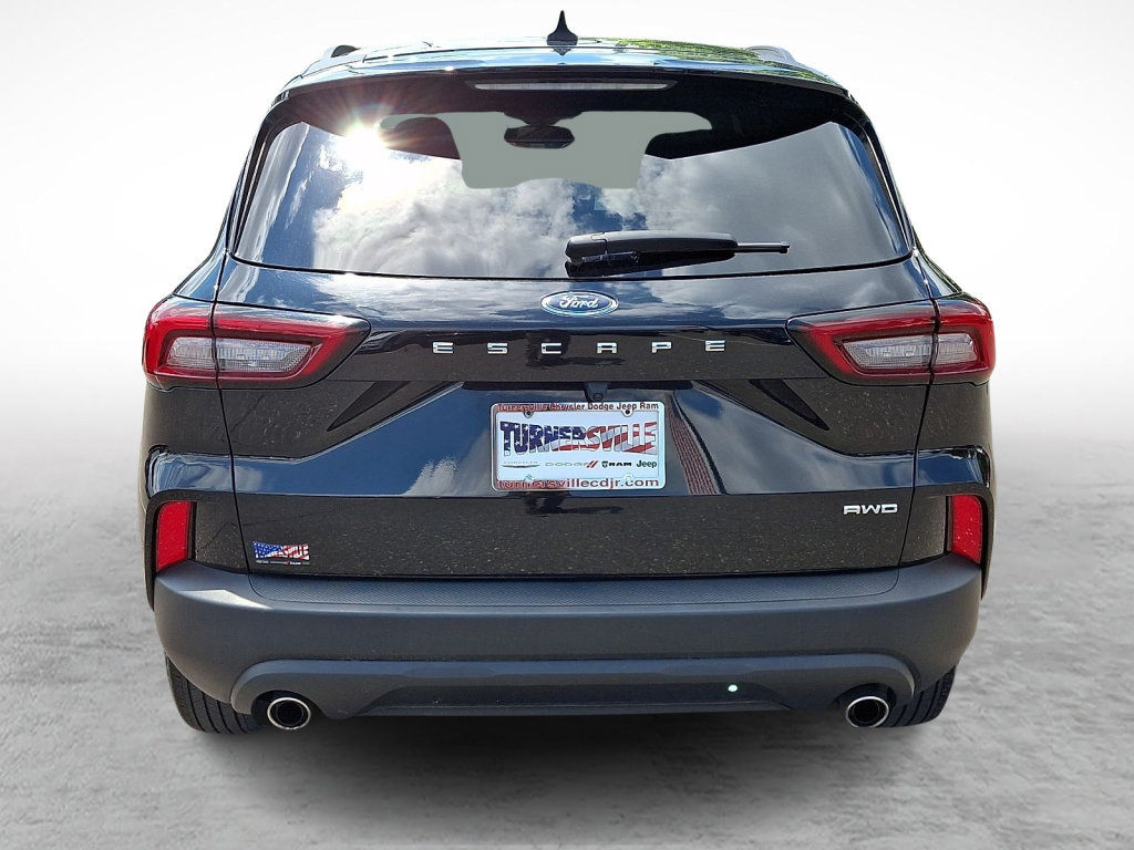 Used 2025 Ford Escape ST-Line AWD/4WD image 4