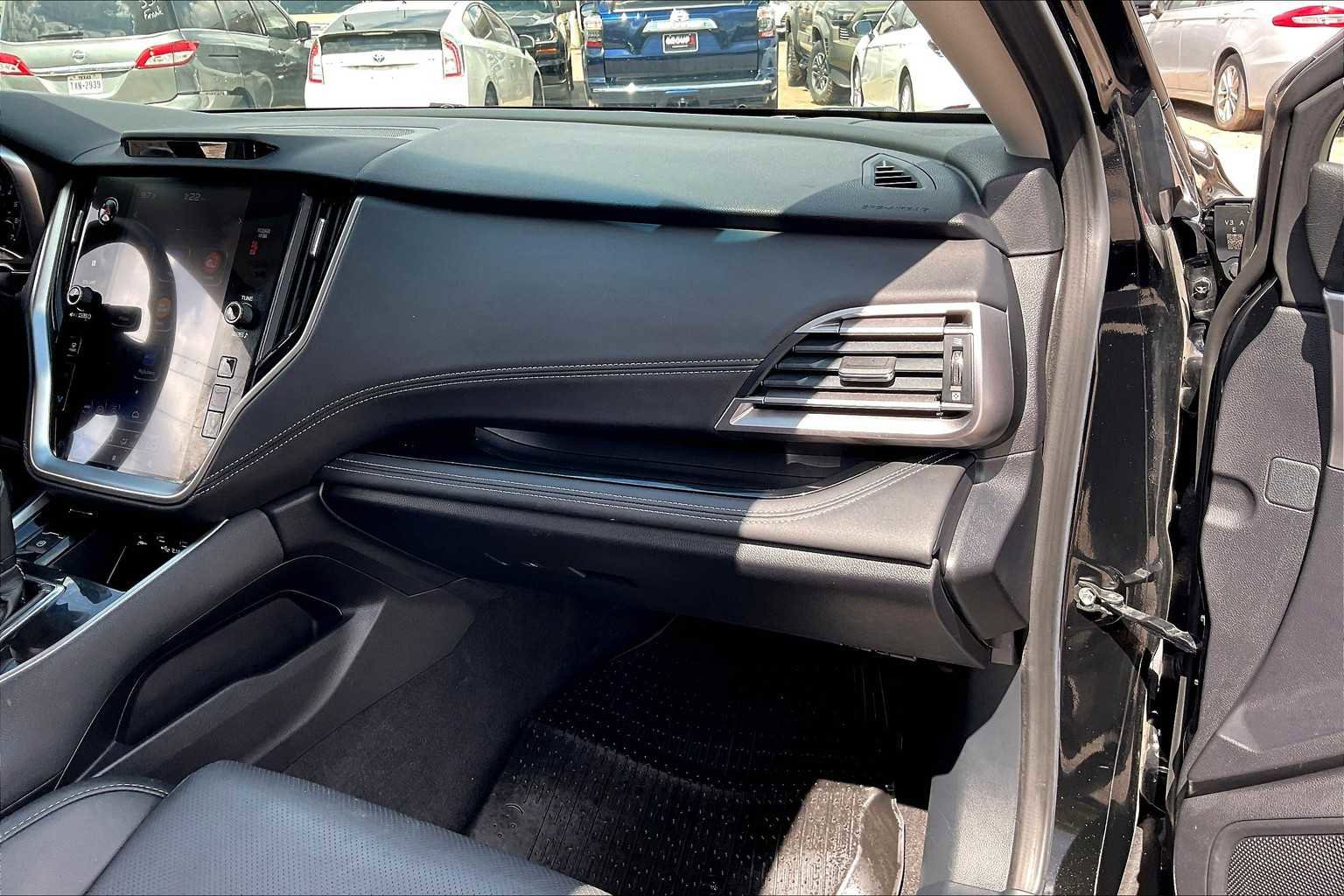 Used 2020 Subaru Outback Limited AWD/4WD image 18